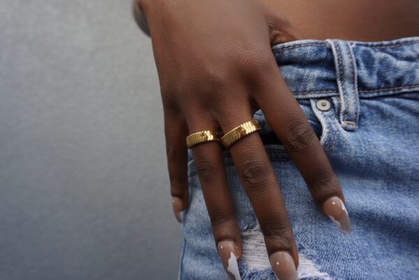 Gold Herringbone Chain Ring