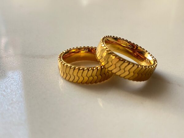 Gold Herringbone Chain Ring