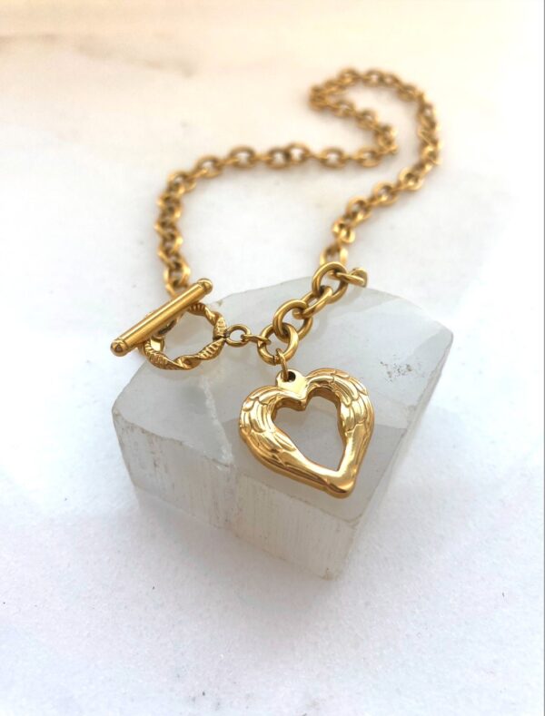 Sweetheart charm necklace